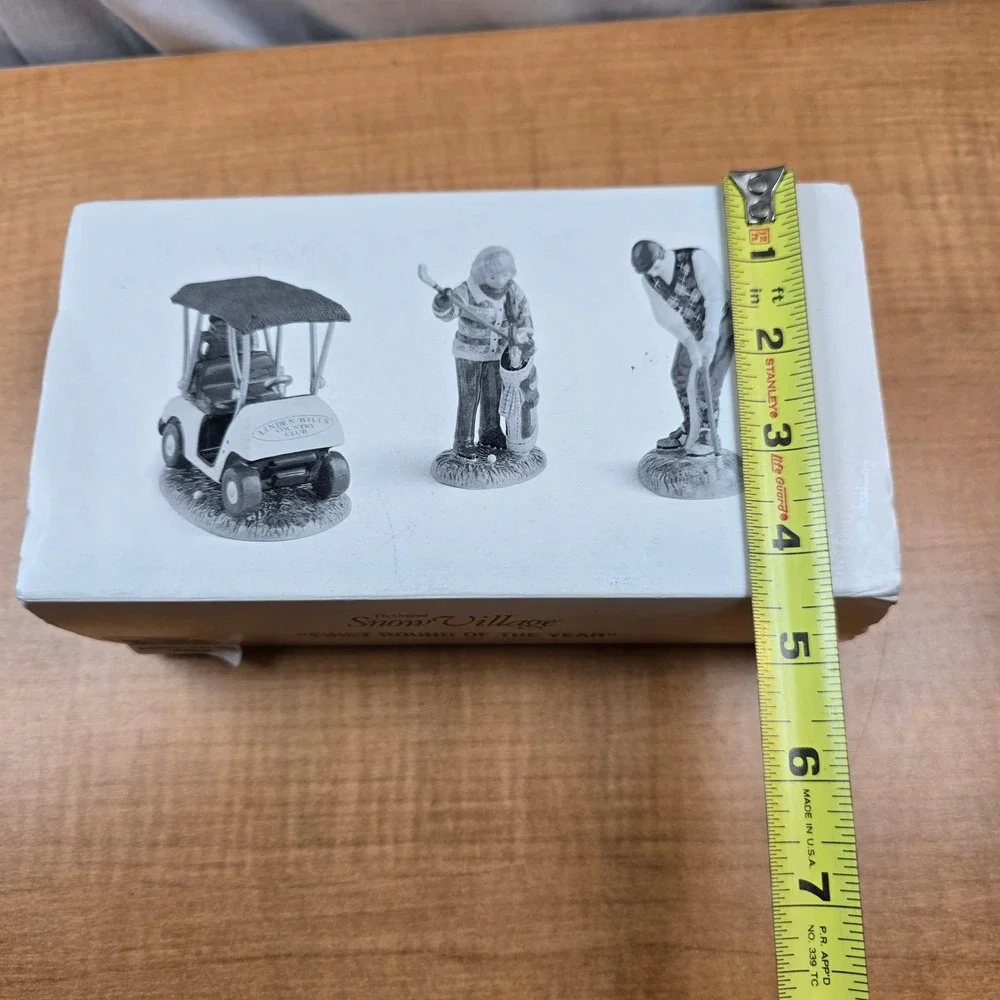 Department 56 Original Snow Village FIRST ROUND OF THE YEAR Golf #54936